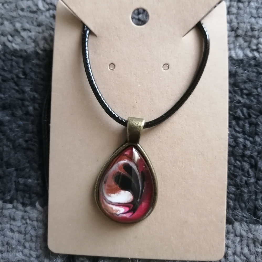 🔴 Red and Black Drop Necklace ⚫